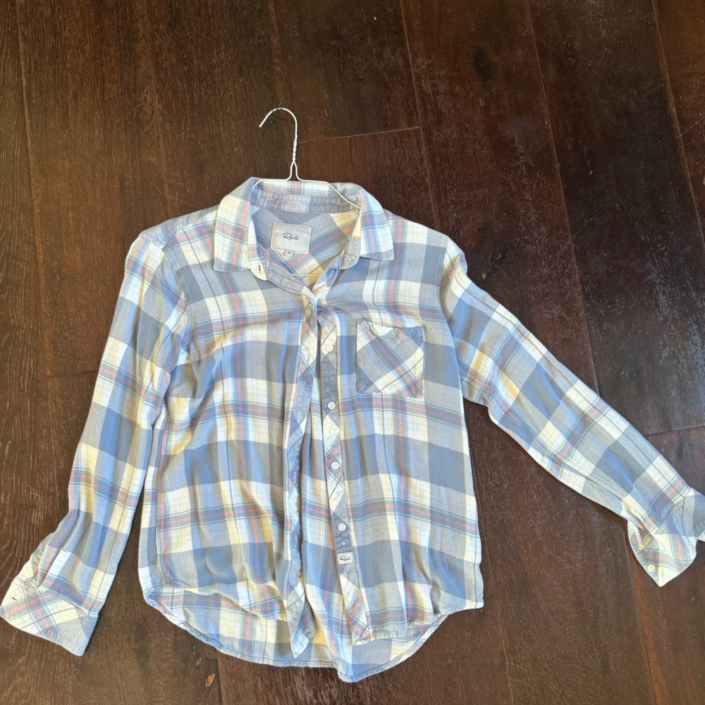 Rails button down